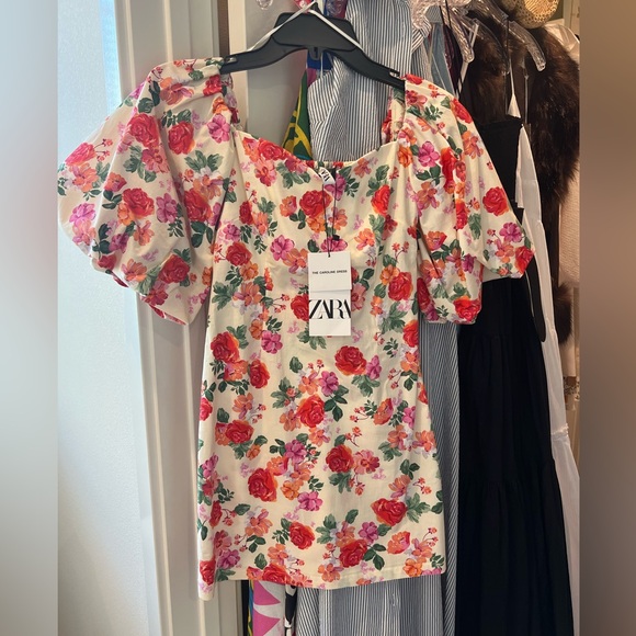 NWT Zara Caroline Floral Puff Sleeve mini dress - Picture 4 of 5